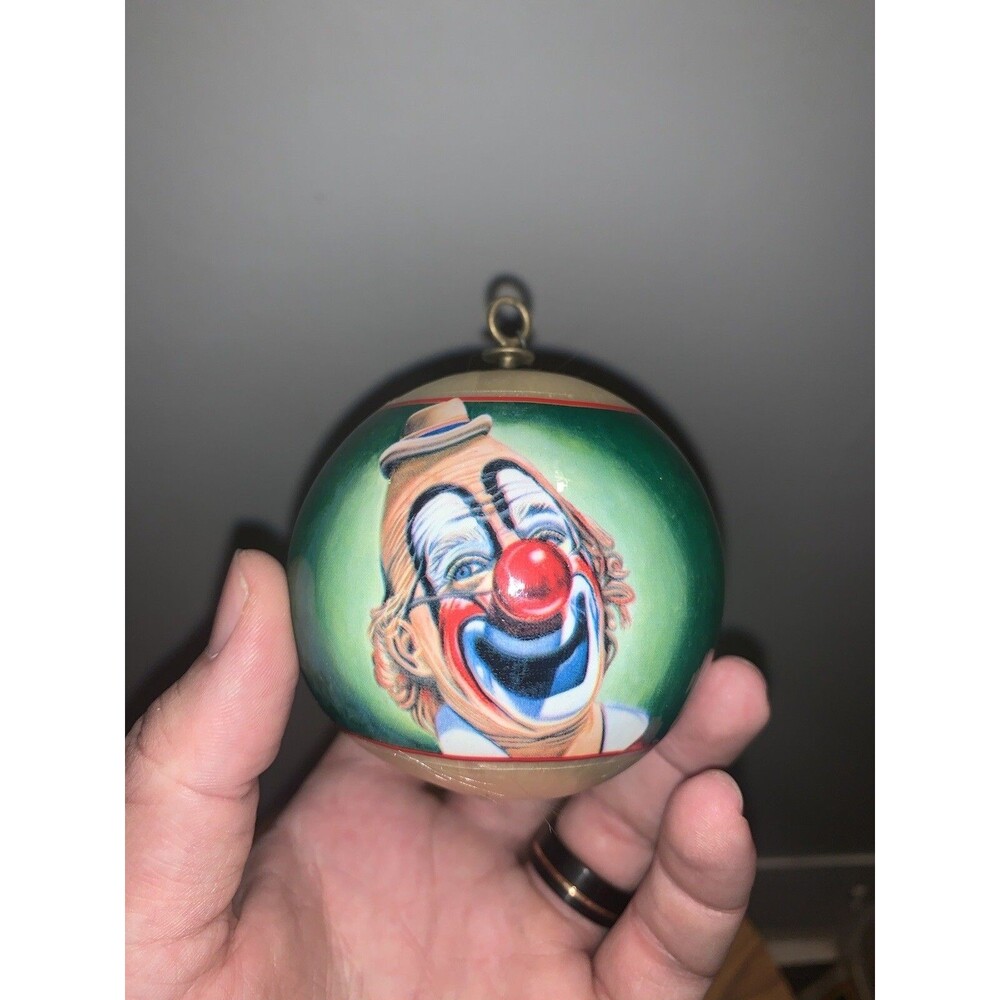 Vtg 1982 Christmas Satin Ball Ornament Ringling Barnum Bailey Circus Clown EUC